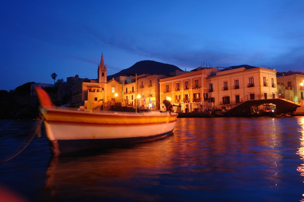Venti Di Mare Apartment Lipari  Exterior photo